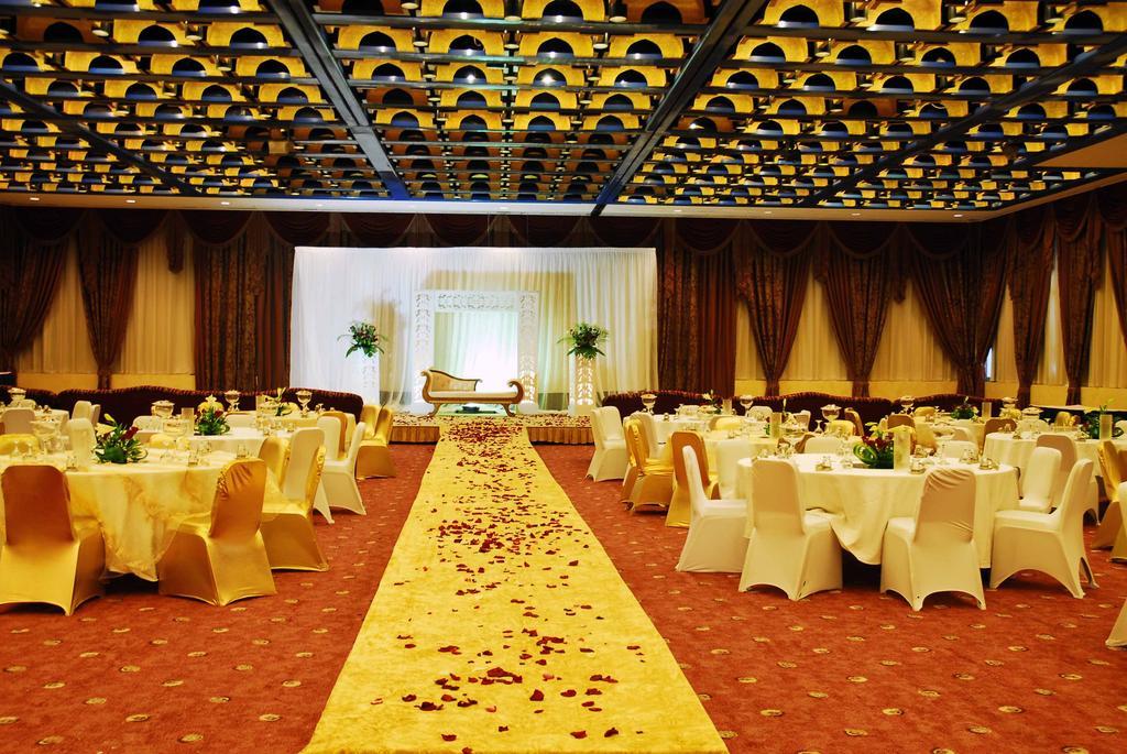 Dhahran International Hotel Exterior foto